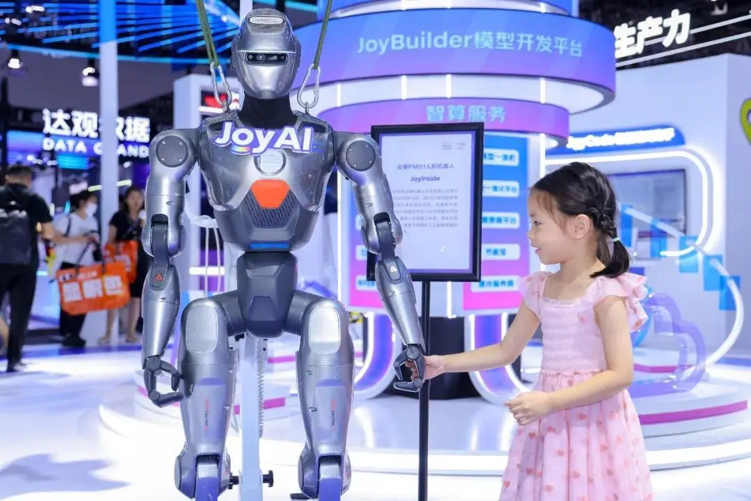 從高情商機(jī)器人到開源Agent，解密京東JoyAI背后最強(qiáng)場(chǎng)景王牌