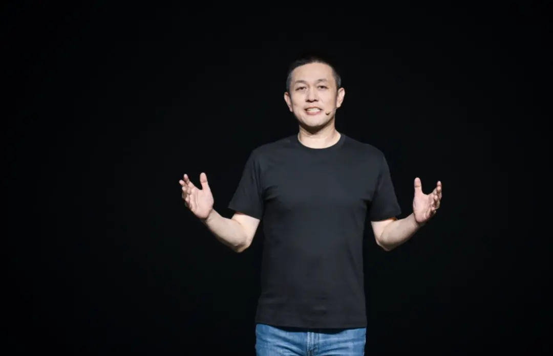 蔚來ES8降價“掀桌”:卷慌了友商,也誤傷了老車主