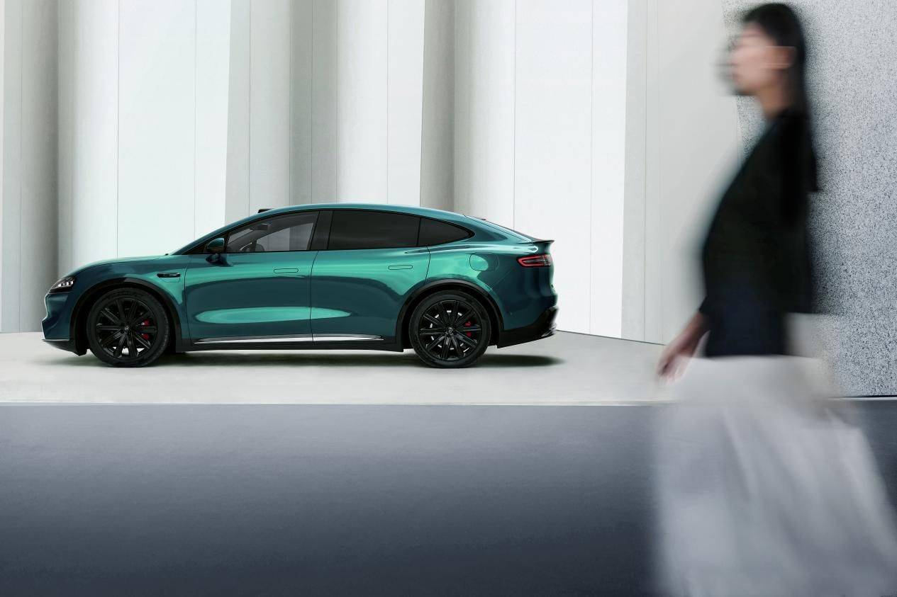 智界首發隔窗對講功能,智界R7訂單或已破5萬!