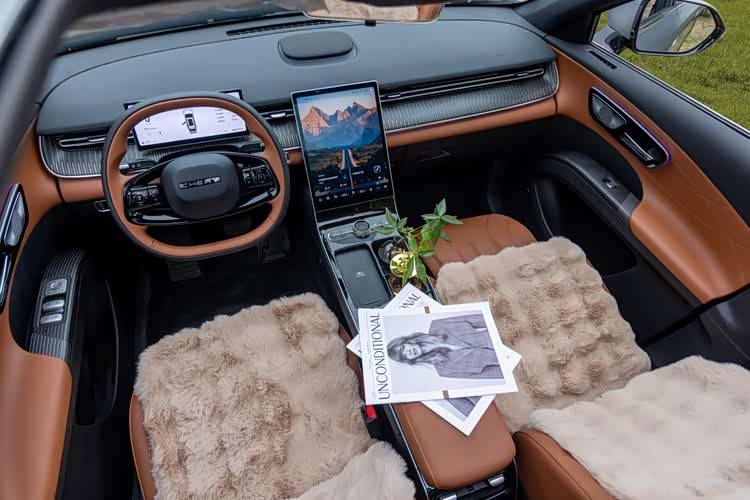 奇瑞第五代瑞虎8雙版本同步預售 定義新燃油電感SUV價值新高度