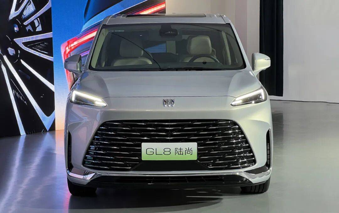 GL8家族銷量破10萬,GL8陸尚11月行情分析,現在買合適嗎?