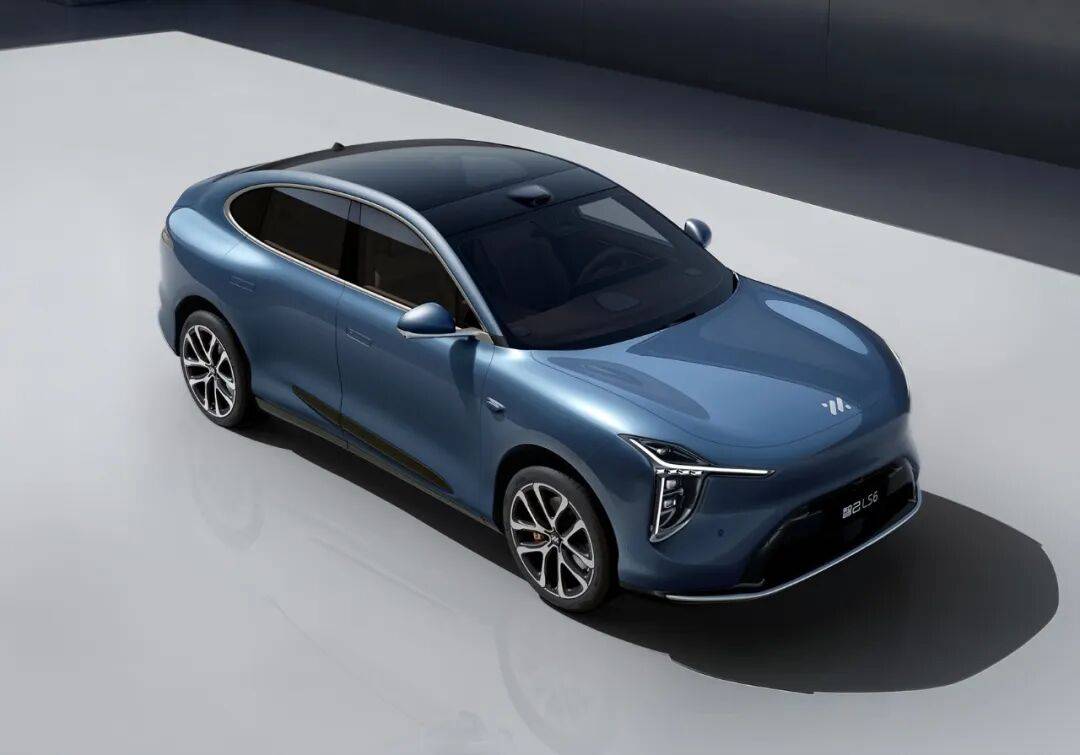 堅(jiān)守純電,蔚來、特斯拉越發(fā)“孤獨(dú)”?