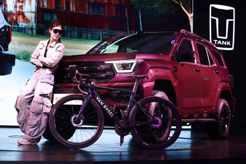 2026款坦克400上市,提供四種動(dòng)力,總有一種適合青春的你