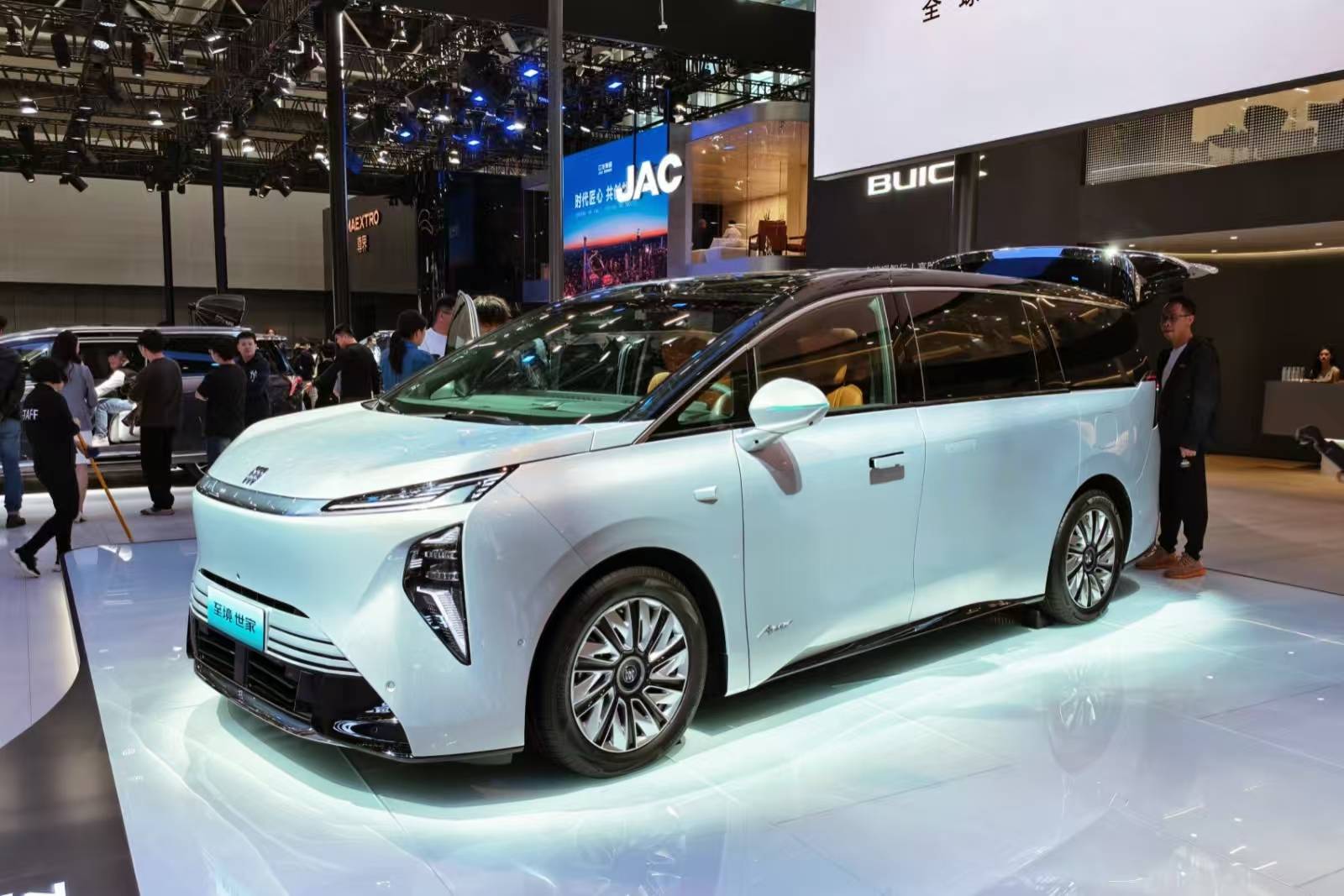 別克至境世家廣州首秀,比世紀更全面的新能源旗艦MPV,50萬起?