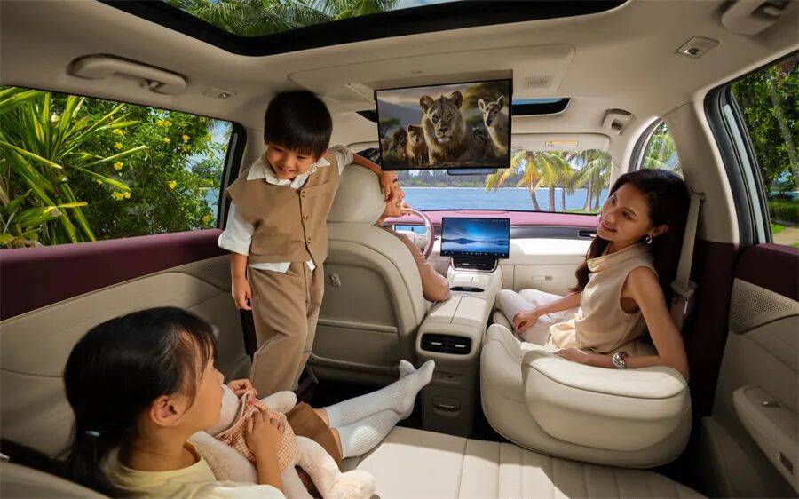 三年8款新車,打造家人式用戶生態 東風風神以“家”向新