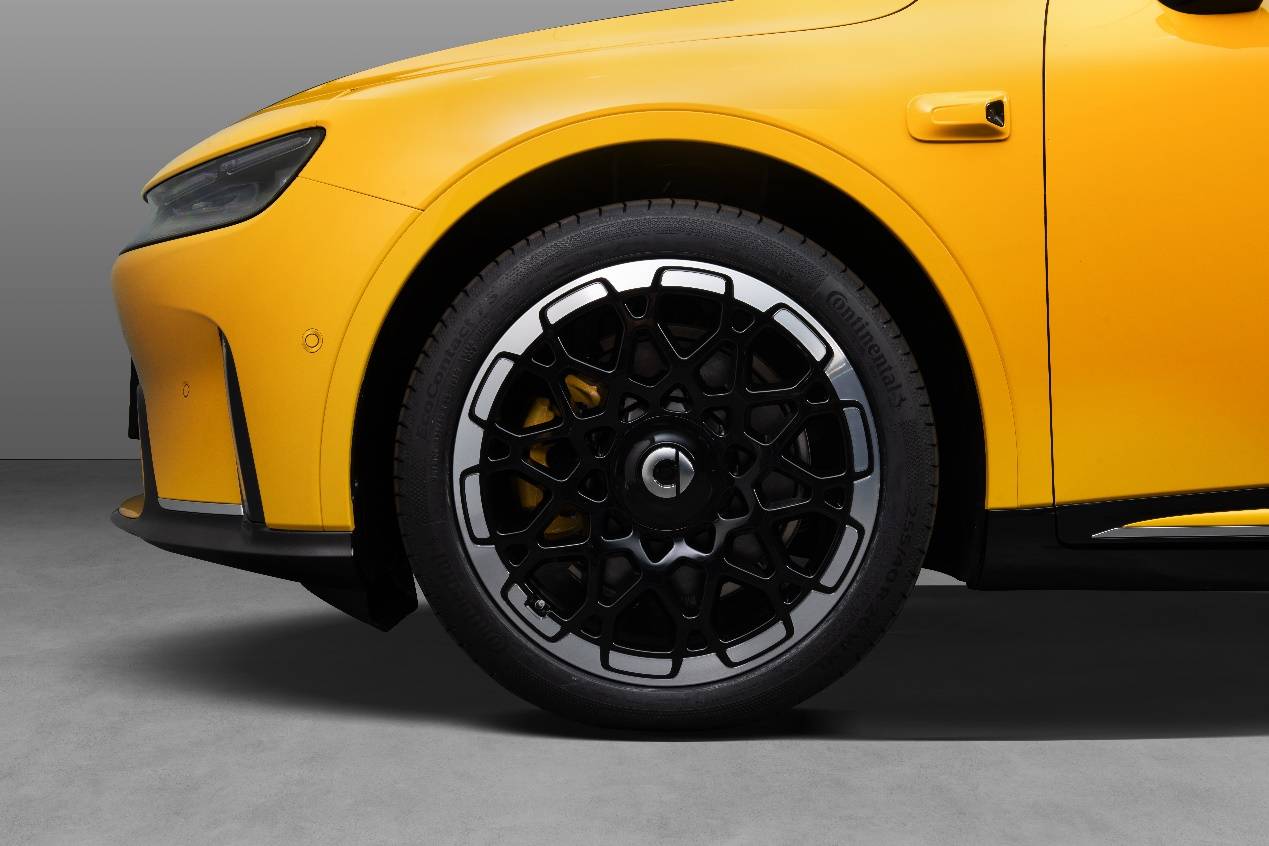 smart精靈6號亮相工信部,定位豪華掀背轎車,綜合續航超1800公里