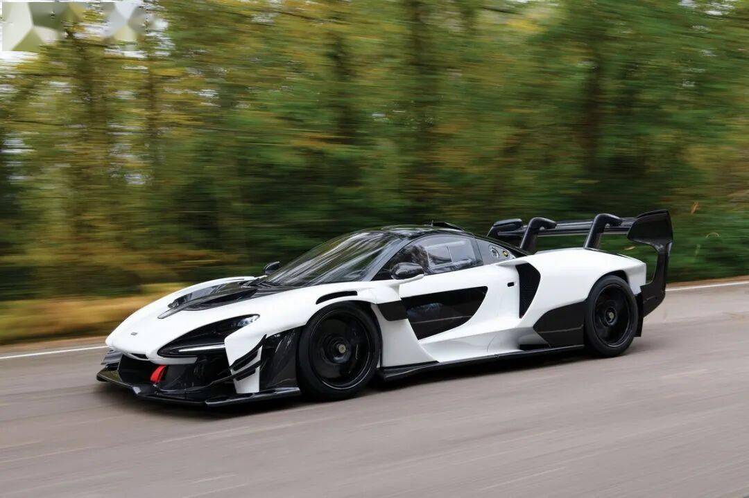 邁凱倫推出了邁凱倫Senna GTR概念車,塞納GTR萬寶路涂裝