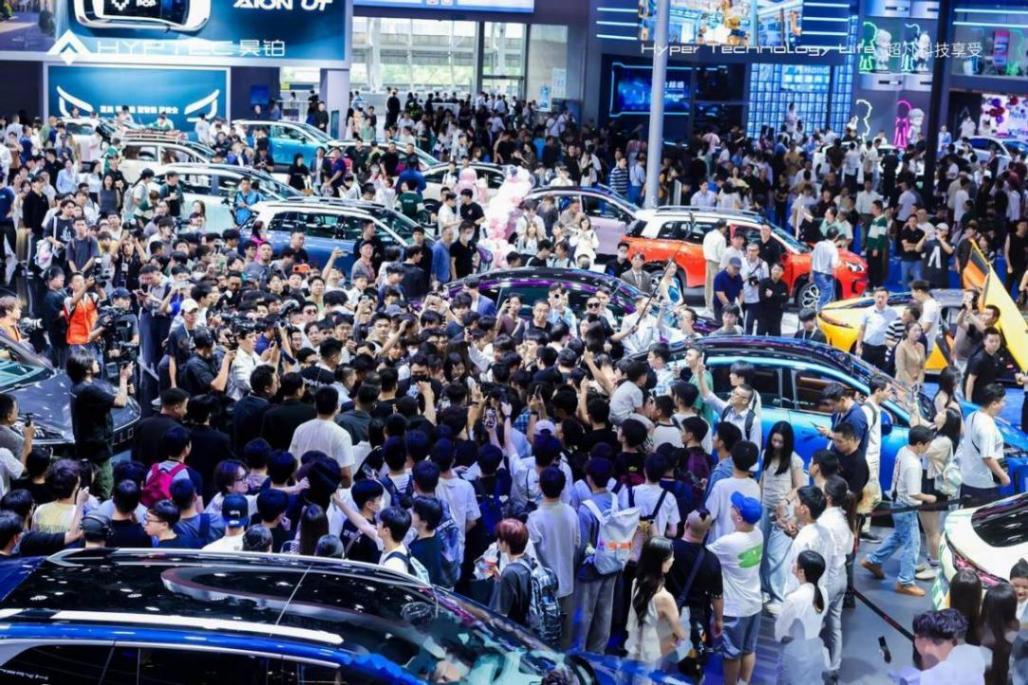 “寒冬”突襲,12月汽車銷量急速下滑,車市為何突然“涼了”?