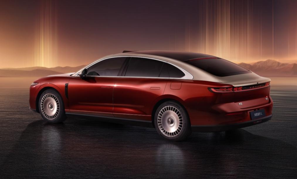 27.99 萬(wàn)起的嵐圖追光 L, 撐起 30 萬(wàn)級(jí)的豪華與體面?